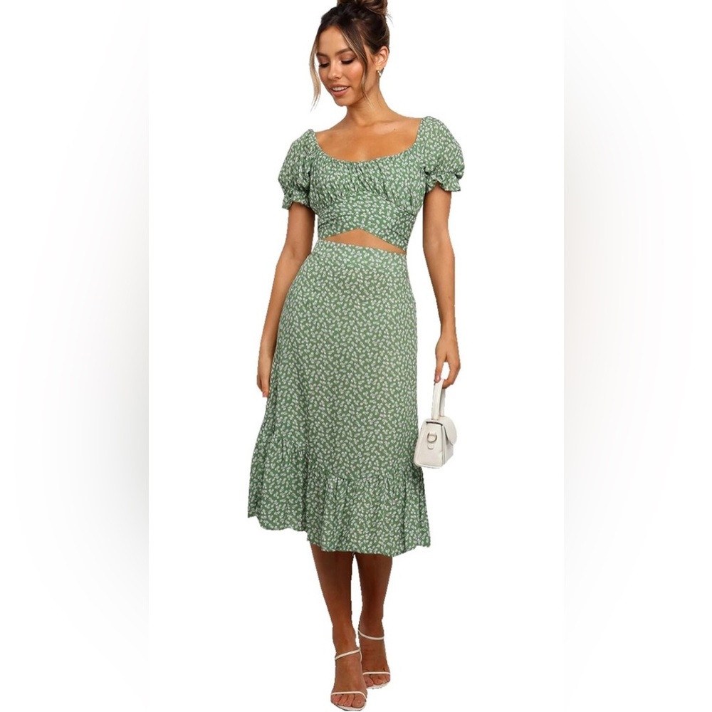 NWT LYANER 2 Piece | Size M | Floral Green | Crop Top & Midi Skirt